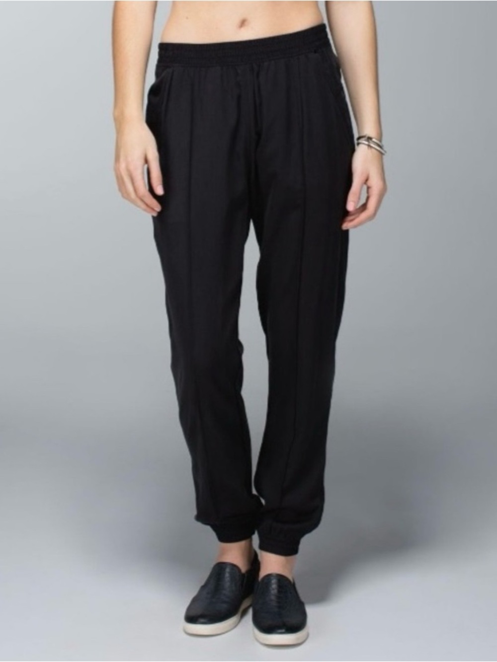 Lululemon Mat To Street Pants Womens 10 Black Tencel Lyocell Joggers
